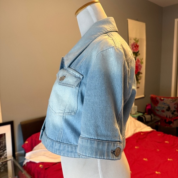 2024 CHANEL Light Blue Denim Jacket coco beach so 40 - Picture 6 of 11